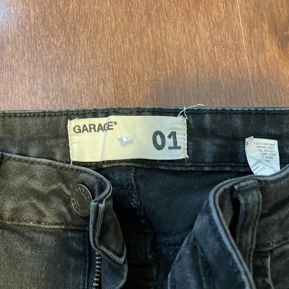 Garage Skinny Jeans - Picture 3 of 3